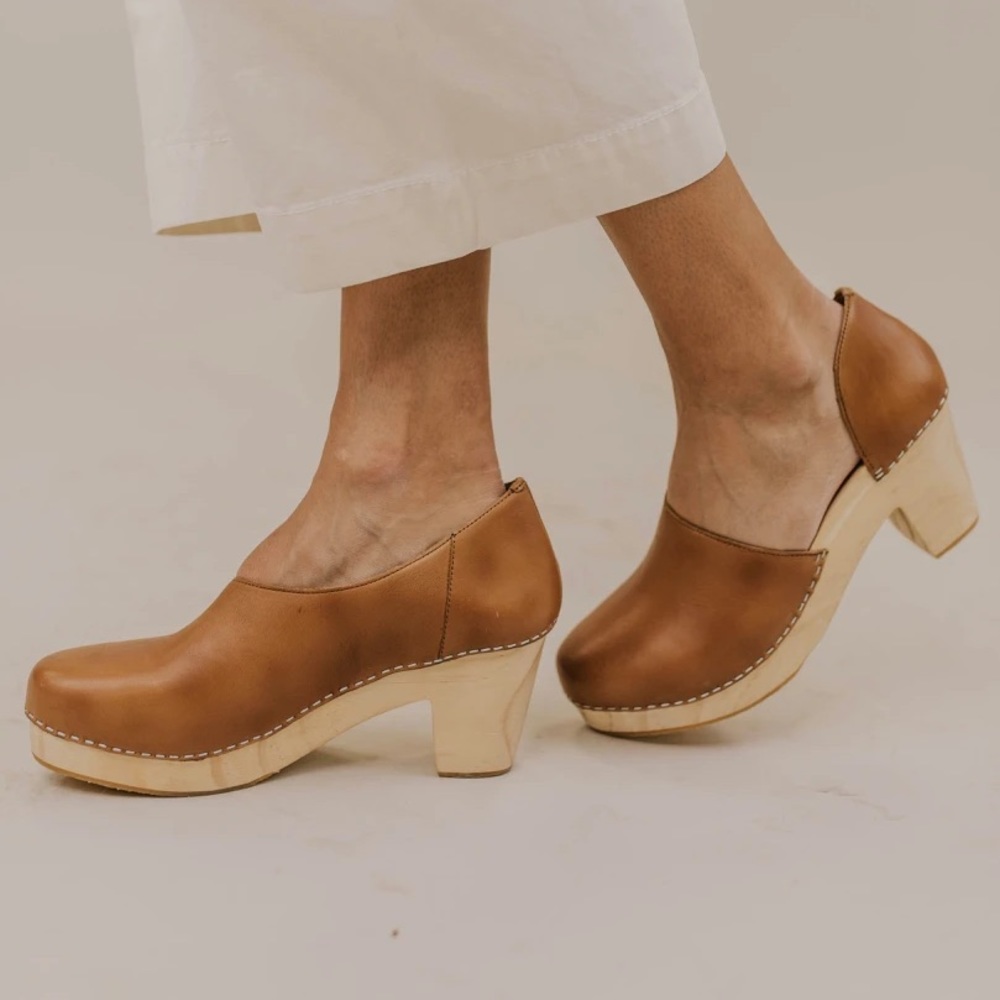 Free people everyday clogs